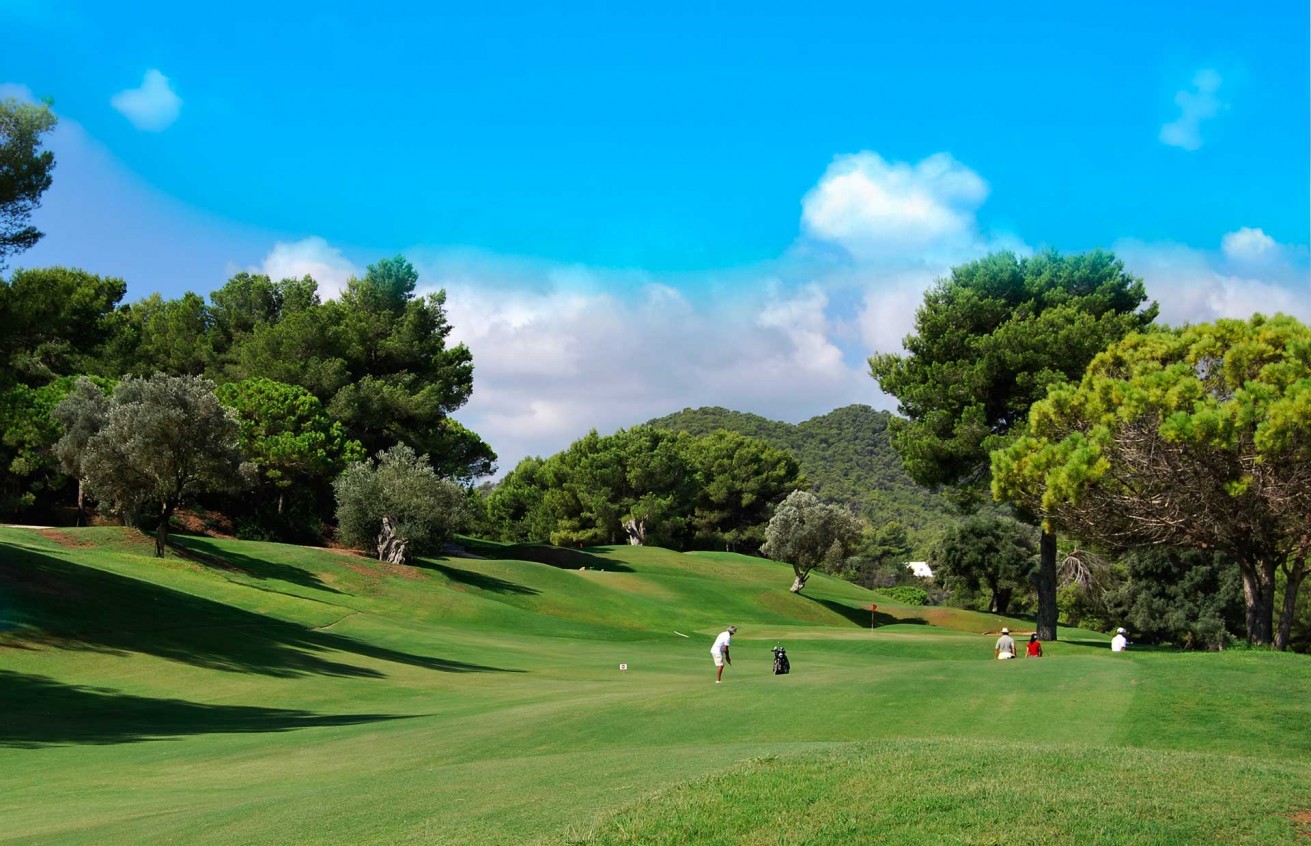 I One-Day Golf Tournament in Ibiza, Grupo Ferrá trophy